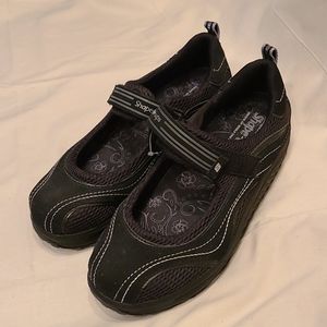 Sketchers shape-ups maryjane clogs